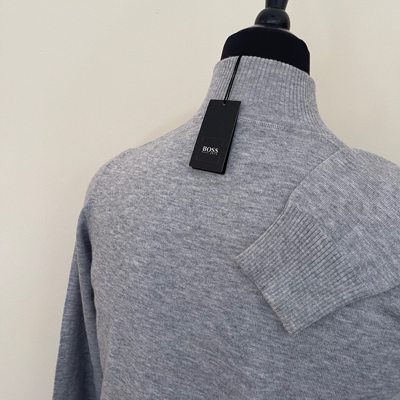 New Hugo Boss Sweater Half Zip Buttons Light Gary Sweater Pullover - Picture 6 of 10